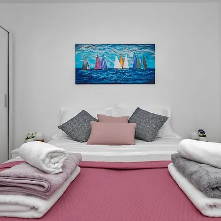 Bruno & Toni Deluxe Макарска