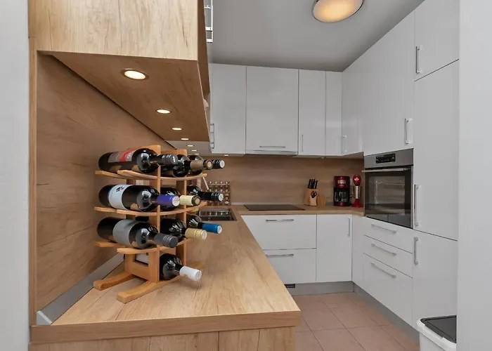 Bruno & Toni Deluxe דירה מאקרסקה